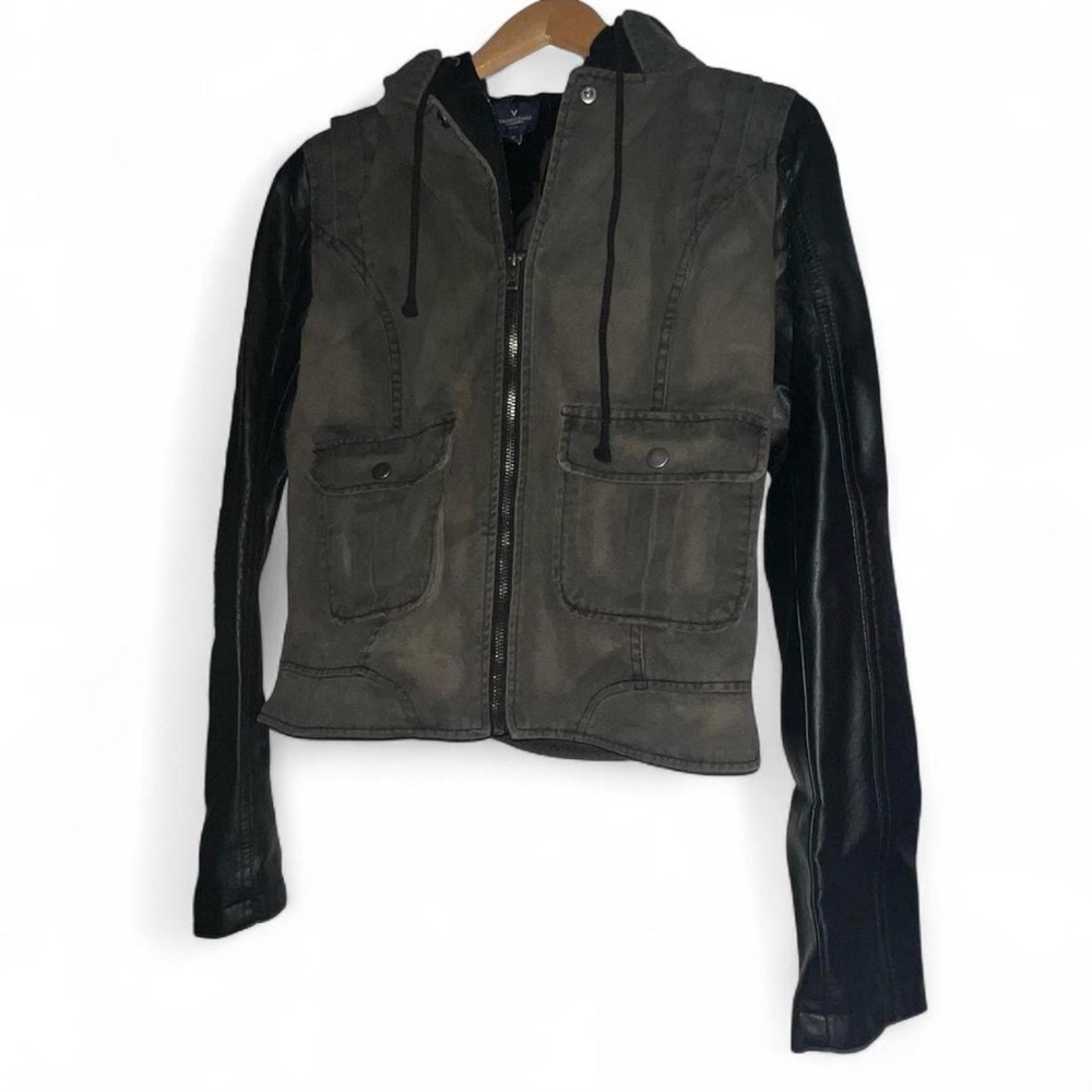 American Eagle Outfitters Black and Gray Jacket